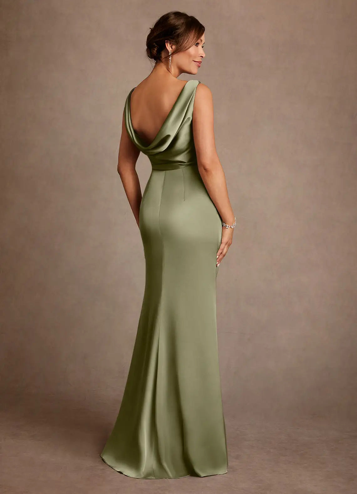 Chic Mermaid Bateau Neck Sleeveless Floor Length Mother of the Bride Dress