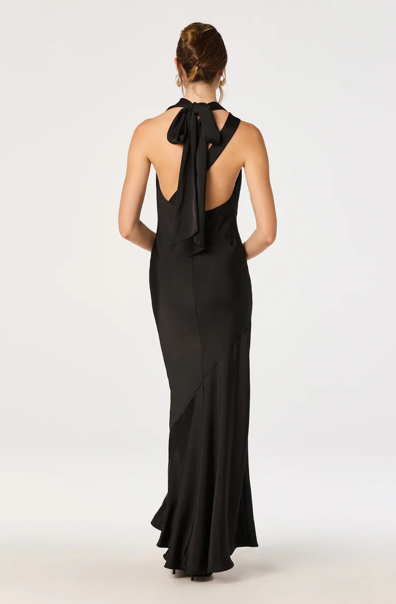 Chic Satin Mermaid Halter Sleeveless Open-Back Back-Zip Maxi Evening Dresses