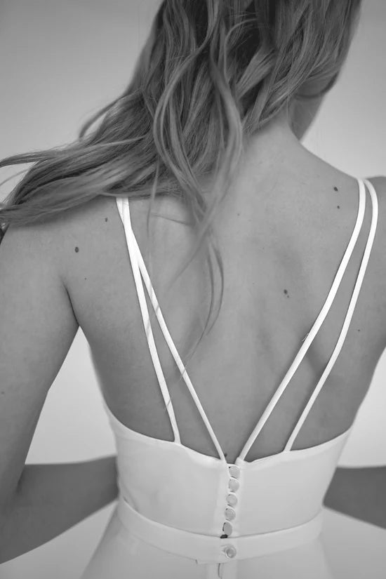 Chic Sexy Simple Satin A-Line Deep V-Neck Spaghetti Strap Multi-Strap Back Floor-Length Wedding Dresses