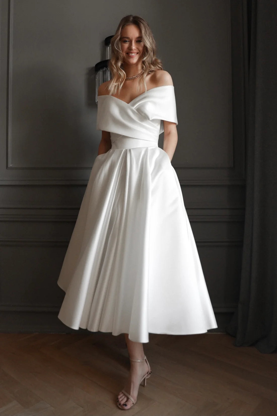 Chic Simple Satin A-Line Off-Shoulder Sweetheart Off-Shoulder Lace-up Midi Wedding Dresses