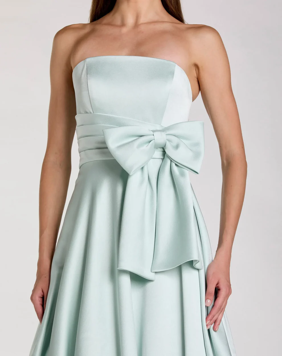 Chic Strapless Satin Bow Waist A-Line Floor-Length Evening Dress