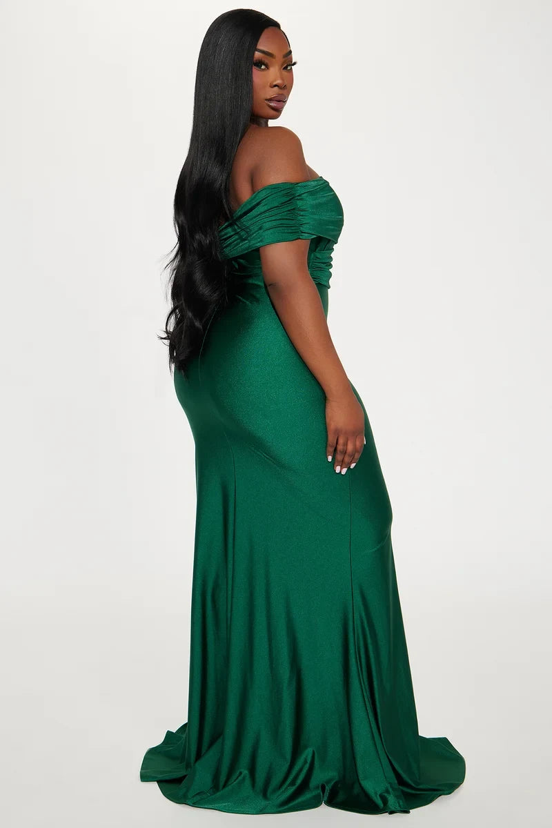 Chic Mermaid Off-Shoulder Short-Sleeve Ruched Slit Green Maxi Evening Dresses Gown