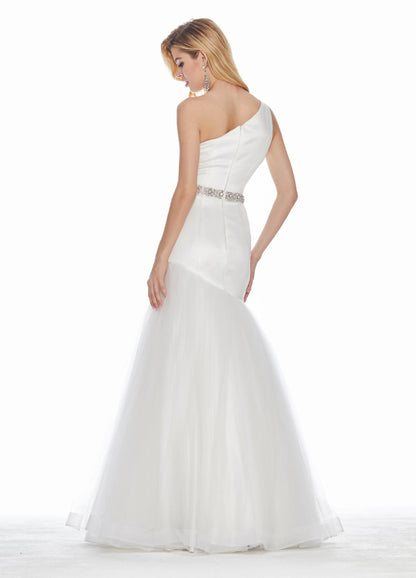 Chic Mermaid One-Shoulder Sleeveless Beaded Flared Ivory Long Prom Dresses Women