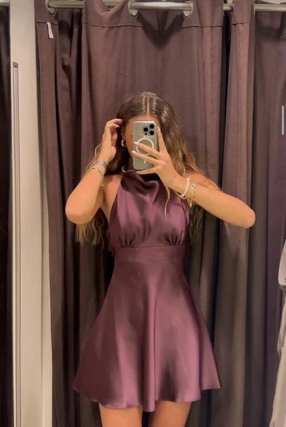 Chic Satin A-Line Halter Neck Sleeveless Open Back Short Homecoming Dresses