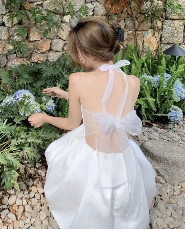 Chic Satin A-Line Halter Sleeveless Open Back Bow-Tie Short Homecoming Dresses