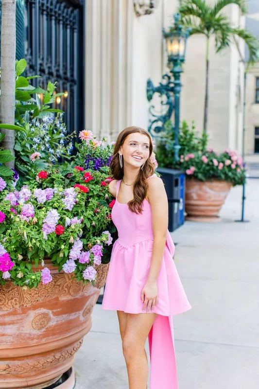 Chic Satin A-Line Square Neck Sleeveless Bow Back Mini Homecoming Dresses