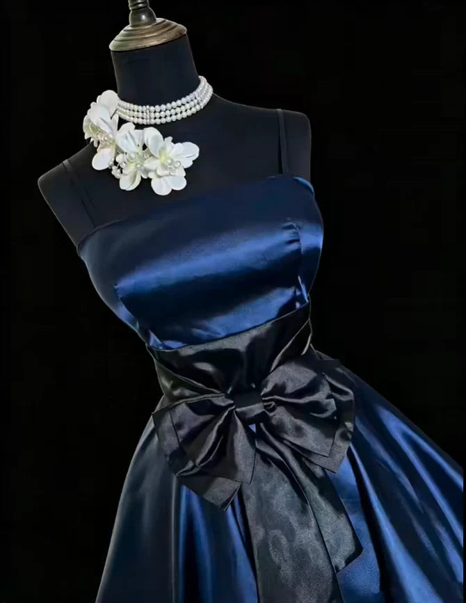 Chic Satin A-Line Strapless Spaghetti Strap Back Short Homecoming Dresses
