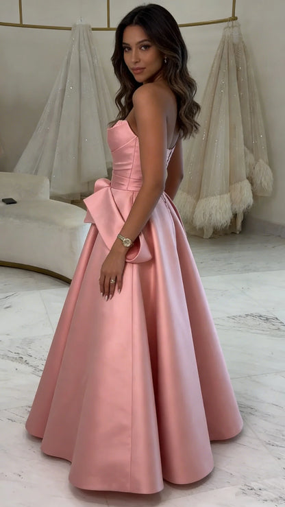 Chic Satin A-Line Strapless Sweetheart Sleeveless Strapless Back Midi Length Evening Dresses