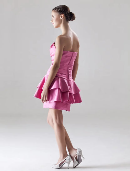 Chic Satin A-Line Strapless Sweetheart Sleeveless Zipper Back Short Tiered Homecoming Dresses