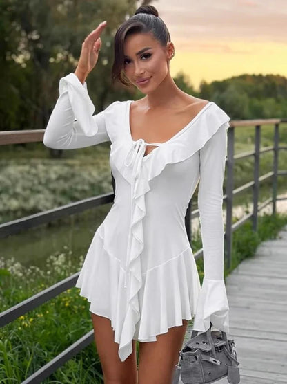 Chic Satin A-Line V-Neck Bell Sleeve Scoop Back Mini Homecoming Dresses