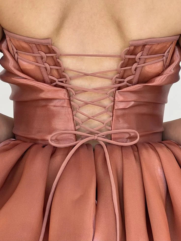 Chic Satin Ball Gown Sweetheart Sleeveless Lace-Up Back Short Homecoming Dresses