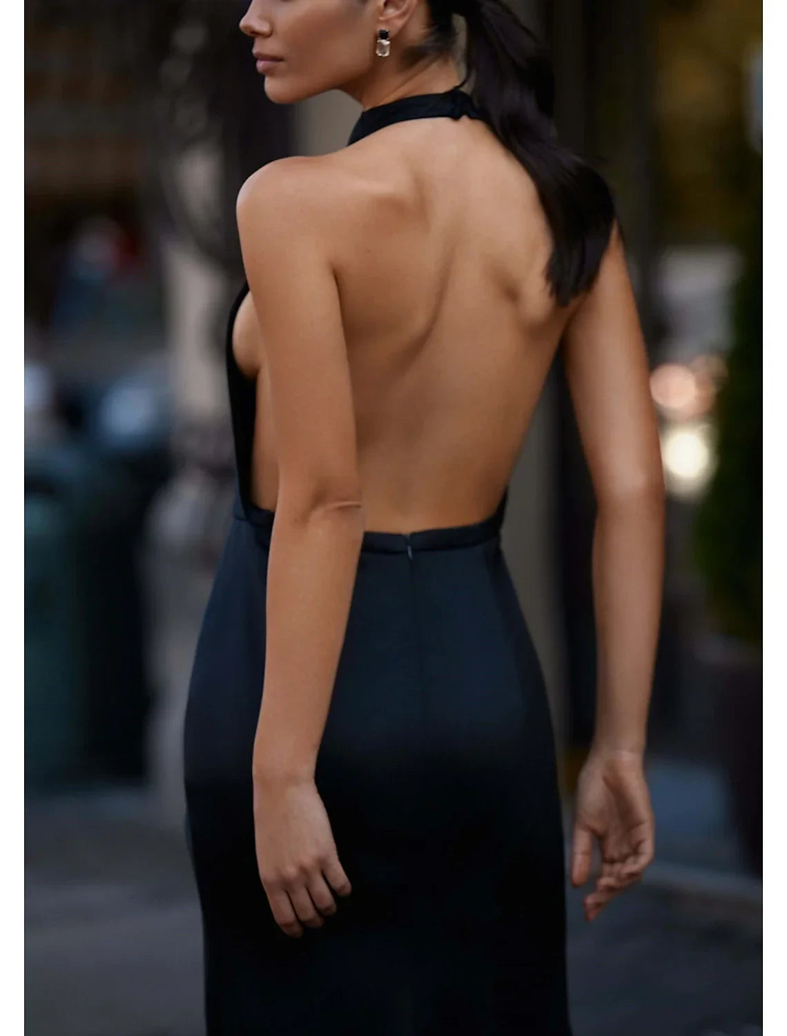Chic Satin Sheath Halter Neck Sleeveless Backless Floor-Length High Slit Evening Dresses