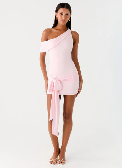 Chic Satin Sheath One-Shoulder Draped Neckline Sleeveless Fitted Back Mini Length Homecoming Dresses