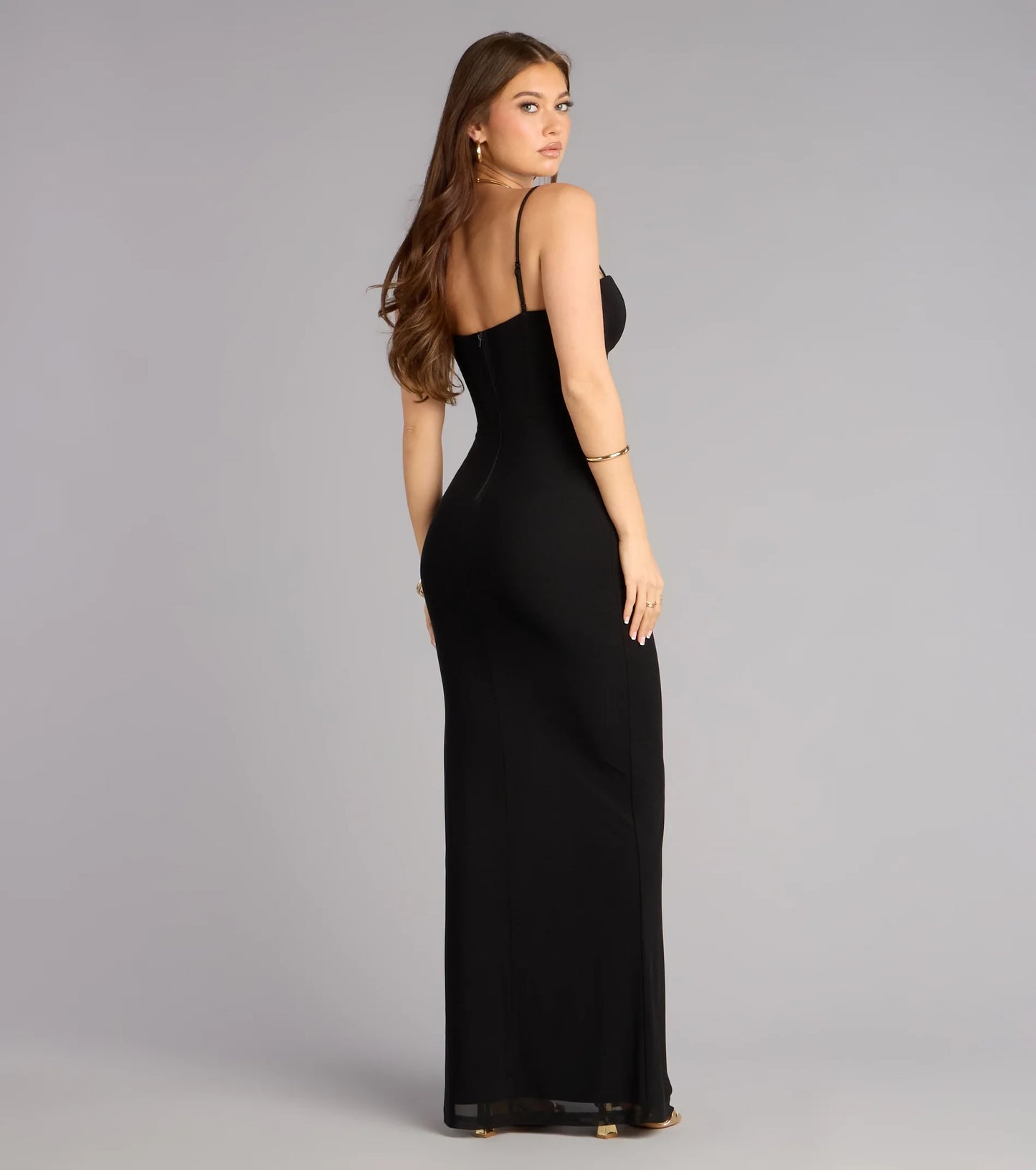 Chic Satin Sheath Sweetheart Cutout Spaghetti Strap Straight Back Floor-Length Evening Dresses