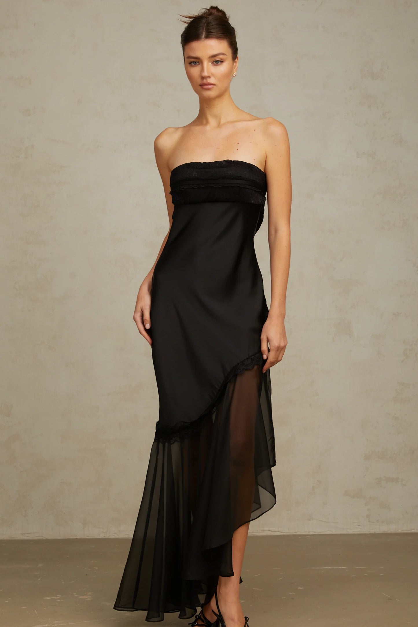 Chic Satin and Chiffon Sheath Strapless Sleeveless Lace-Up Back Asymmetrical Hem Maxi Evening Dresses