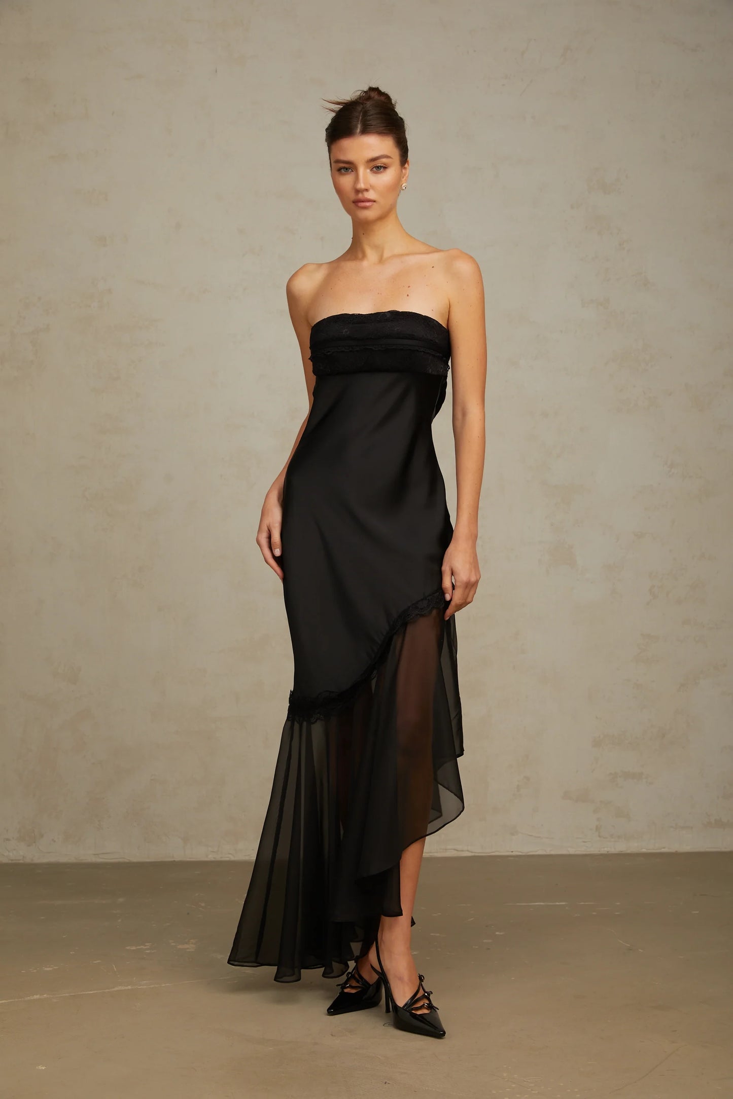 Chic Satin and Chiffon Sheath Strapless Sleeveless Lace-Up Back Asymmetrical Hem Maxi Evening Dresses