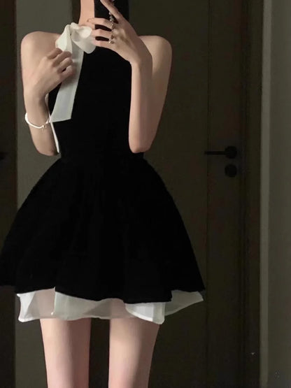 Chic Velvet A-Line Halter Sleeveless High Back Short Homecoming Dresses with White Bow