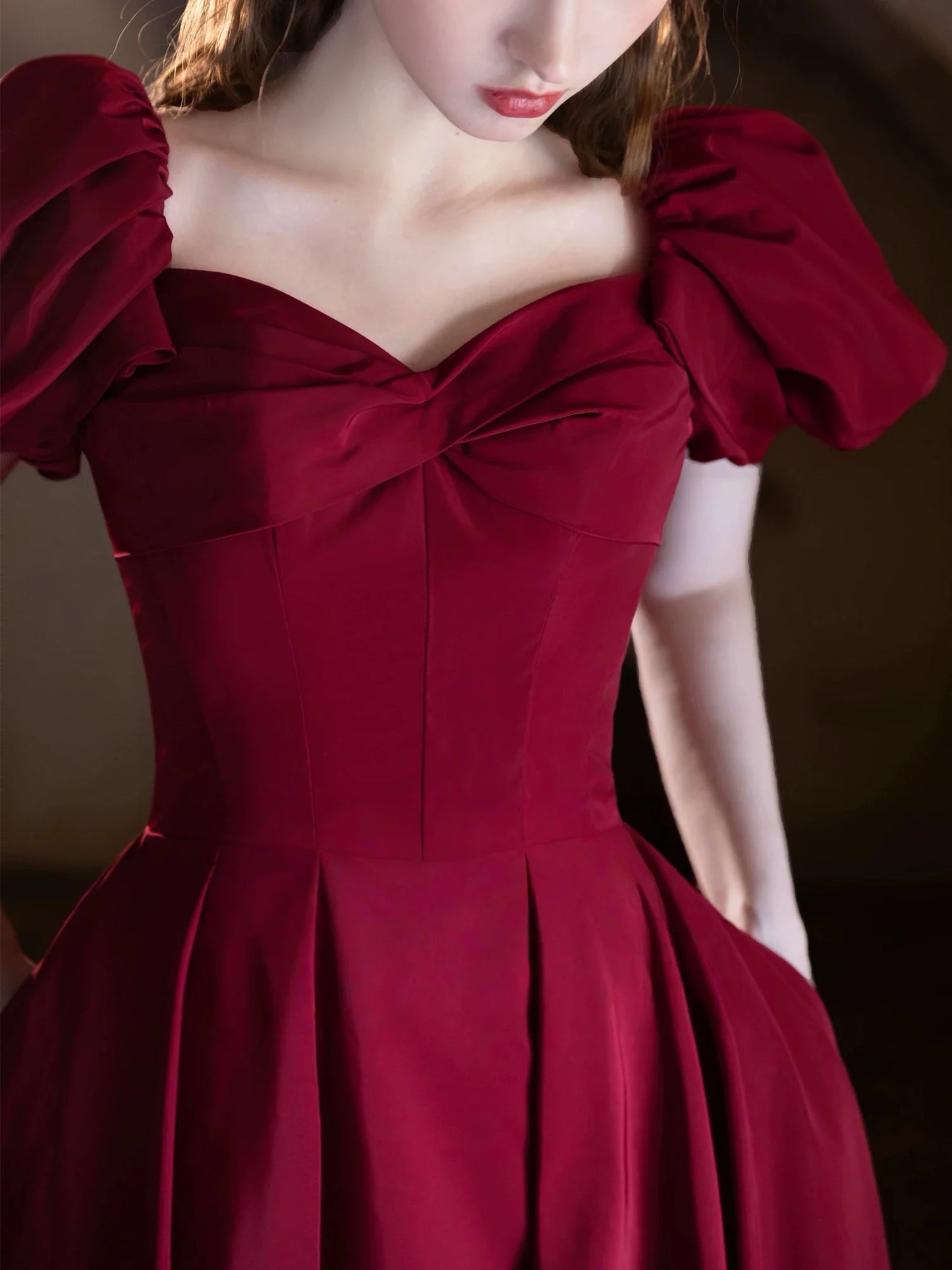 Classic Red A-Line Sweetheart Puff Sleeve Lace-Up Back Prom Dresses