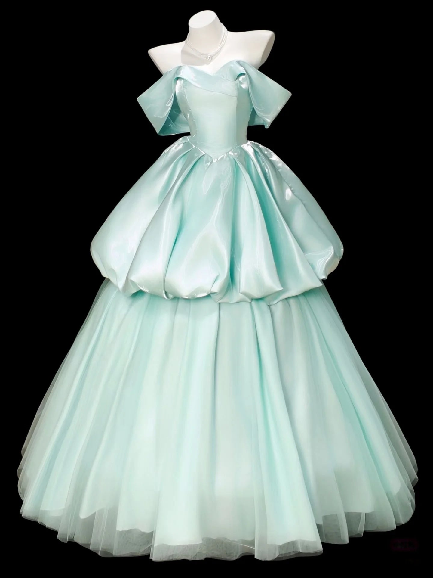 Dreamy Fitted Ball Gown Off-The-Shoulder Sweetheart Neck Lace-Up Back Prom Dresses