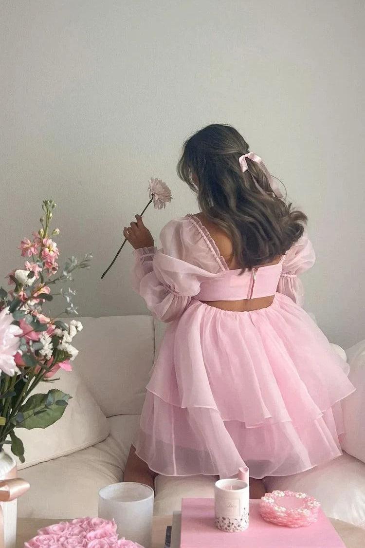 Dreamy Tulle A-Line Sweetheart Puff Sleeve Open Back Mini Homecoming Dresses