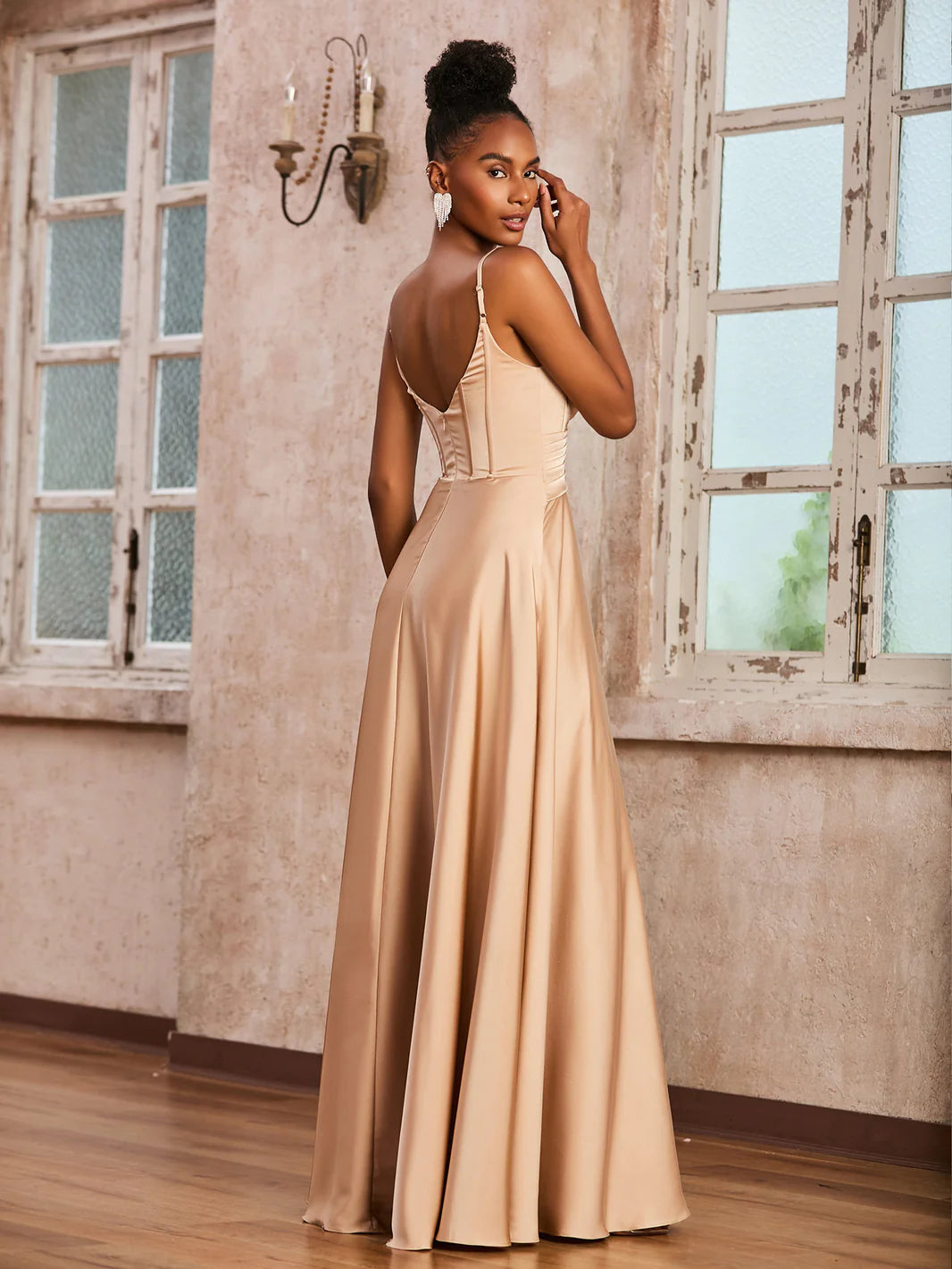 Elegant Lustrous Satin A-Line Sweetheart Ruched Floor-Length Evening Dress