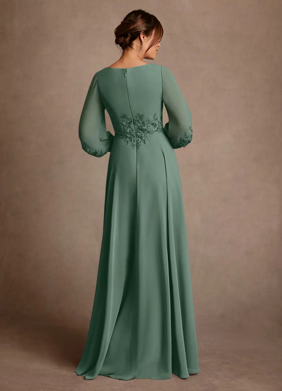 Elegant Chiffon A-Line V-Neck 3/4 Sleeve Lace Mother of the Bride Dress
