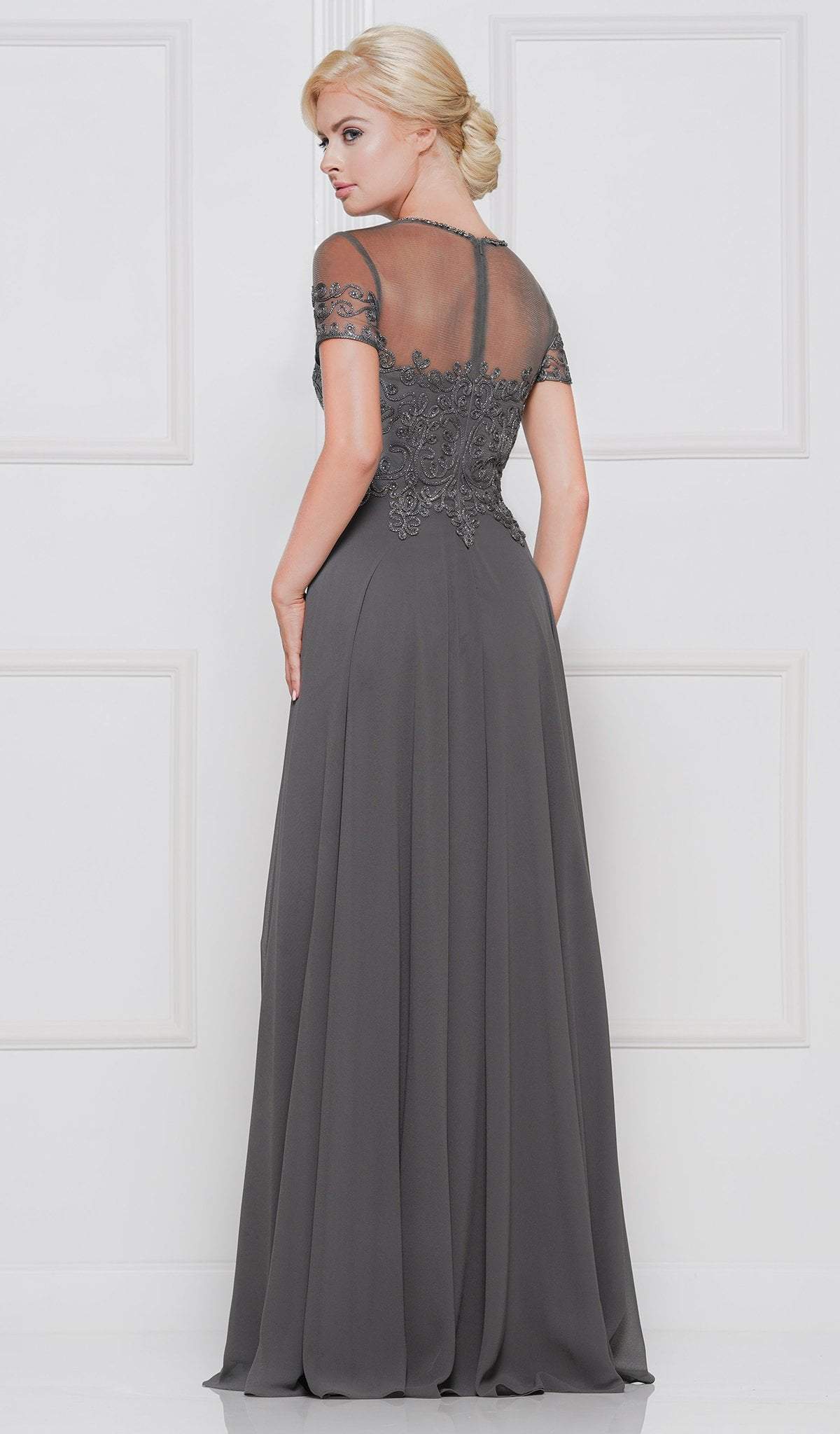 Elegant A Line Sweetheart Neck Short Sleeves Illusion Back Floor Length Mother of the Bride Dress