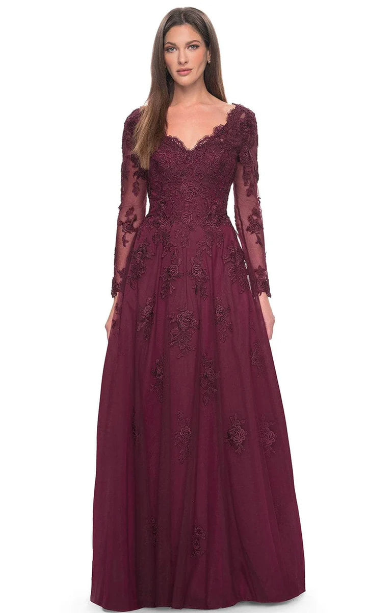 Elegant A Line V Neck Long Sleeve Lace Appliqué Floor Length Mother of the Bride Dress