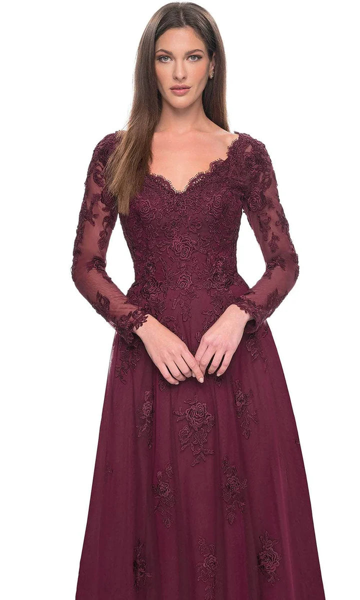 Elegant A Line V Neck Long Sleeve Lace Appliqué Floor Length Mother of the Bride Dress