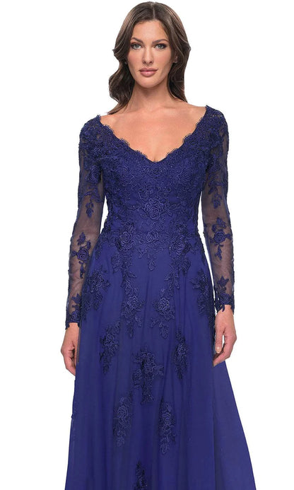 Elegant A Line V Neck Long Sleeve Lace Appliqué Floor Length Mother of the Bride Dress