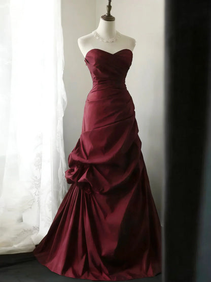 Elegant Burgundy Taffeta Mermaid Strapless Sweetheart Neck Open Back Prom Dresses