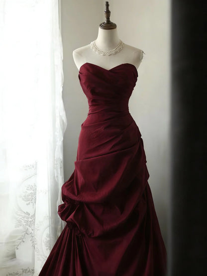 Elegant Burgundy Taffeta Mermaid Strapless Sweetheart Neck Open Back Prom Dresses