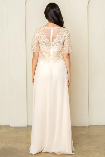 Elegant Champagne Lace A-Line V-Neck Elbow Sleeve Mother of the Bride Dress