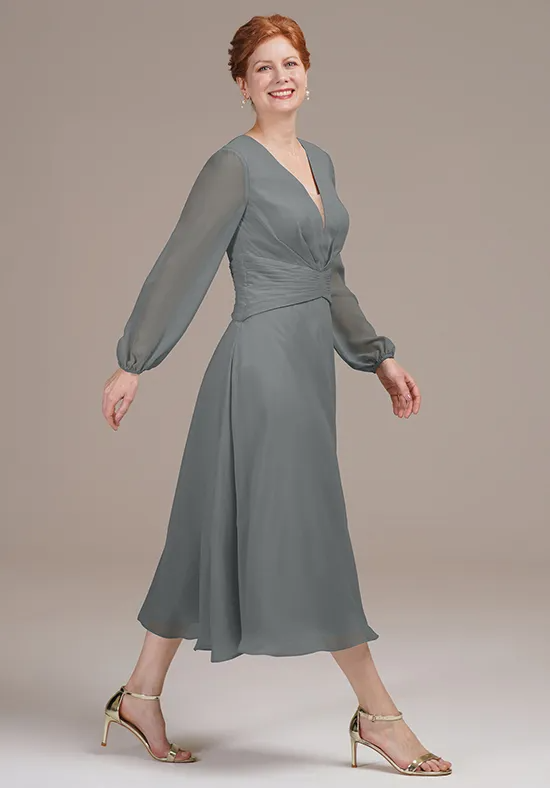 Elegant Dusty Grey Chiffon A-Line V-Neck Long Sleeve Tea-Length Mother of the Bride Dress