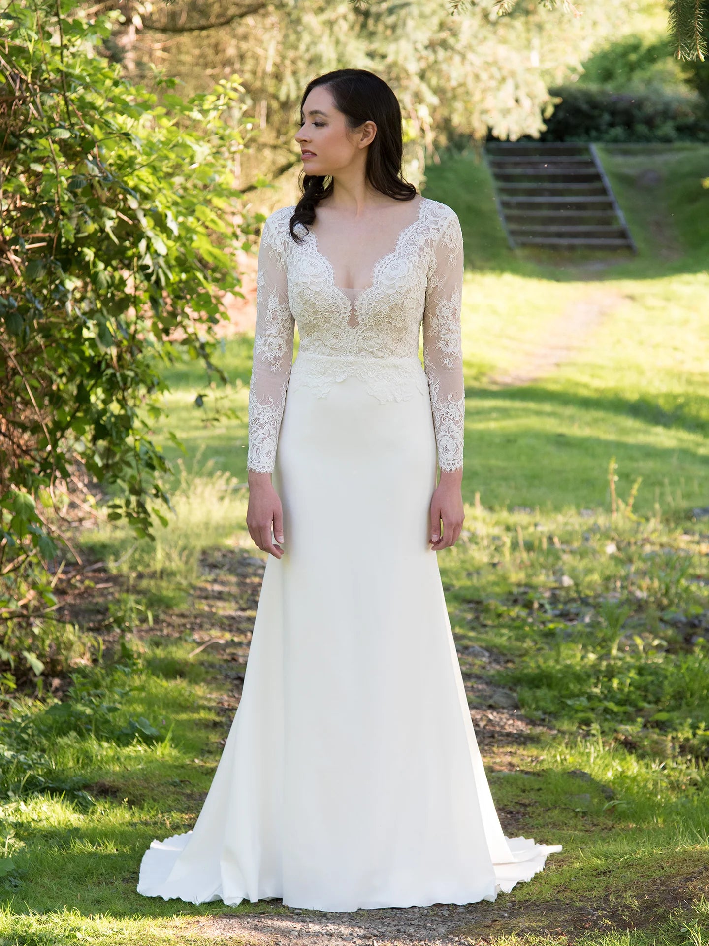 Elegant Floral Lace Long Sleeve V-Neck Low Scalloped Back Smooth Crepe Mermaid Wedding Dress