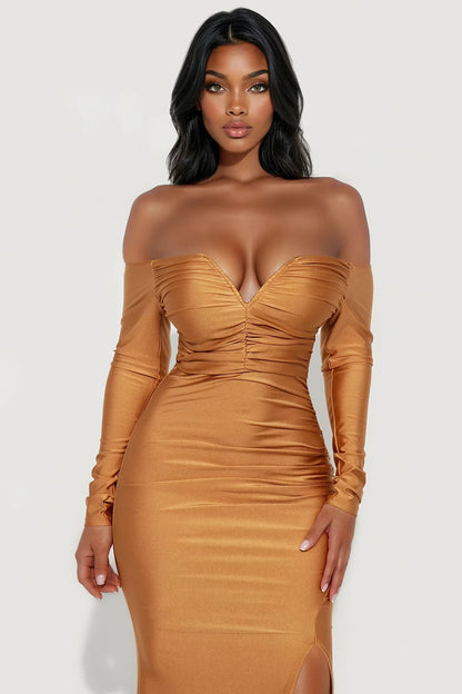 Elegant Gold Off Shoulder Long Sleeve Ruched High Slit Mermaid Train Evening Dress Slim Fit Glam