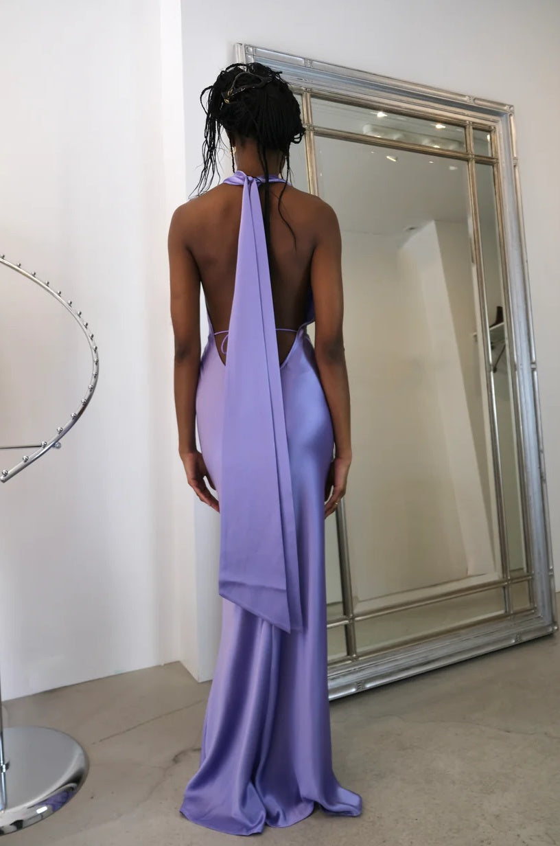Elegant Halter Cowl Neck Open Back Sleeveless Floor-Length Satin Formal Evening Dress