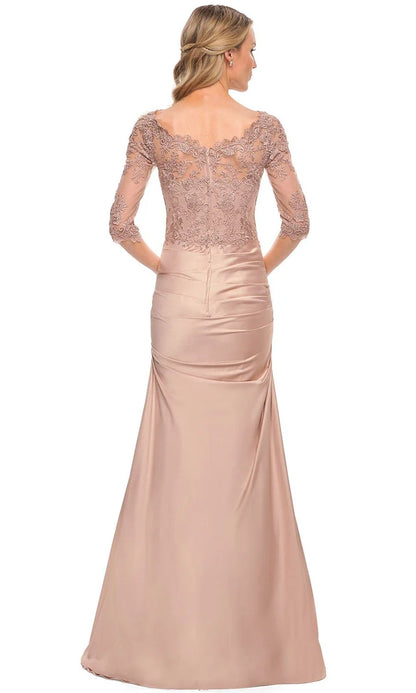 Elegant Mermaid Bateau Neck 3/4 Sleeve Closed Back Floor Length Mother of the Bride Dresses