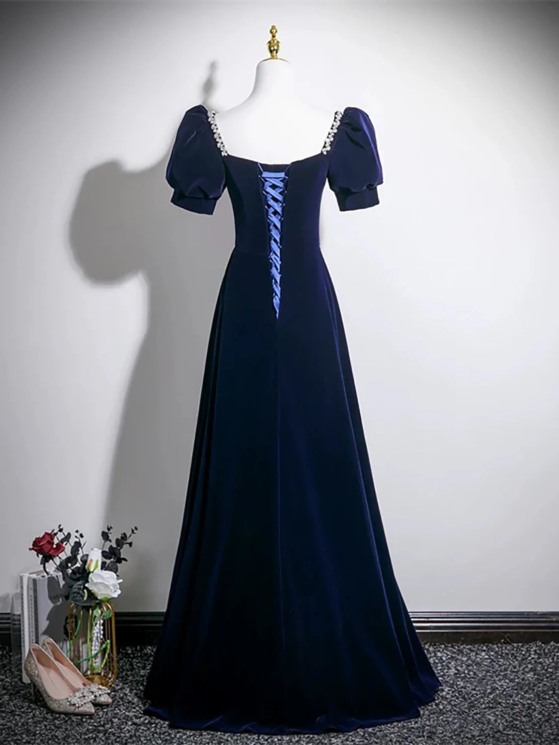Elegant Navy Blue Velvet A-Line Square Neck Puff Sleeve Lace-Up Back Prom Dresses