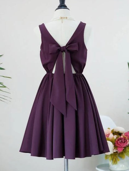 Elegant Plum Satin A-line Square Neck Sleeveless BigBow CutoutBack Mini Homecoming Dresses