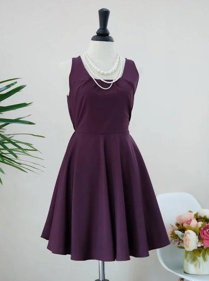 Elegant Plum Satin A-line Square Neck Sleeveless BigBow CutoutBack Mini Homecoming Dresses