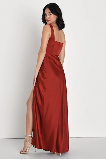 Elegant Satin Evening Dresses with Square Neckline, Ruched Waist Detail, Daring High Slit and Flowing Maxi Silhouette Formal Gown