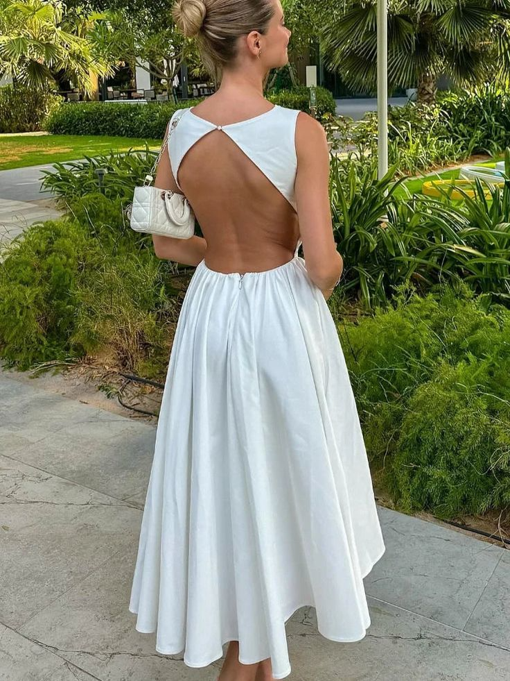 Elegant Sleeveless Open-Back A-Line Midi Length Prom Dress
