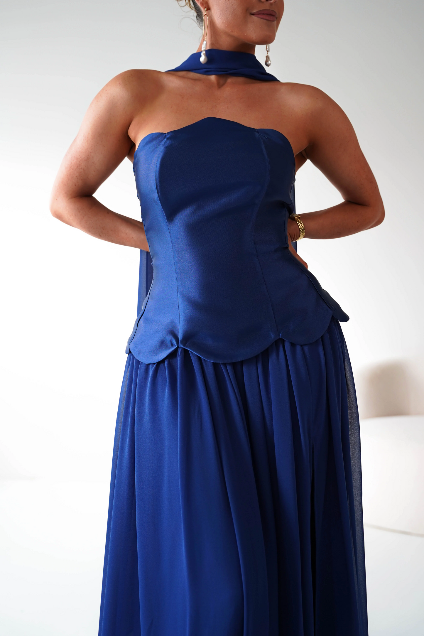 Elegant Strapless A-Line Satin Corset with Chiffon Neck Scarf Floor-Length Prom Dress