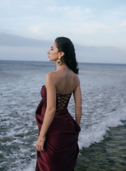 Elegant Strapless Sweetheart Corset-Back Ruched-Waist Floor-Length Satin Evening Dress