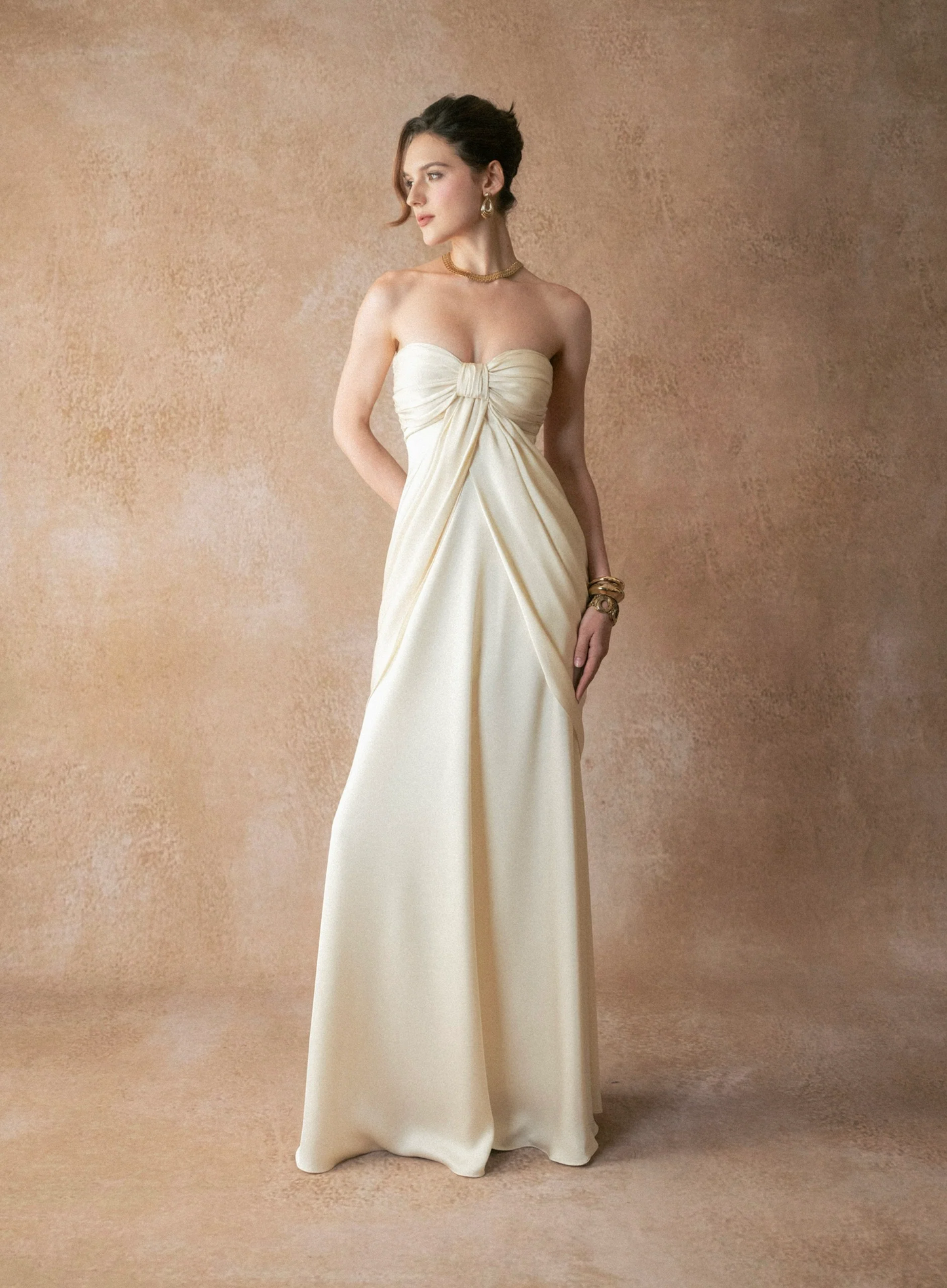 Elegant Strapless Sweetheart Corset-Back Ruched-Waist Floor-Length Satin Evening Dress