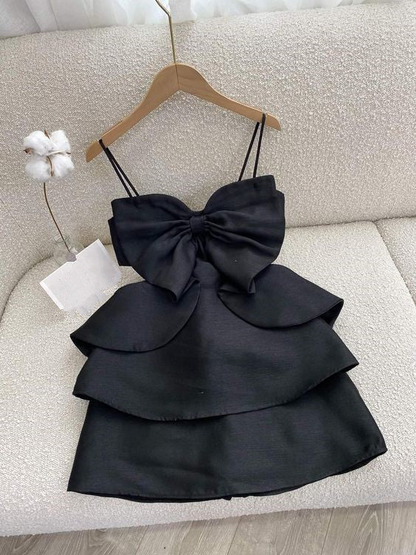 Elegant A-Line Sweetheart Spaghetti Strap Zipper Back Mini Tiered Homecoming Dresses