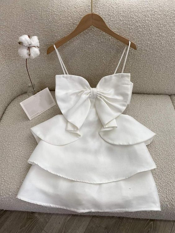 Elegant A-Line Sweetheart Spaghetti Strap Zipper Back Mini Tiered Homecoming Dresses