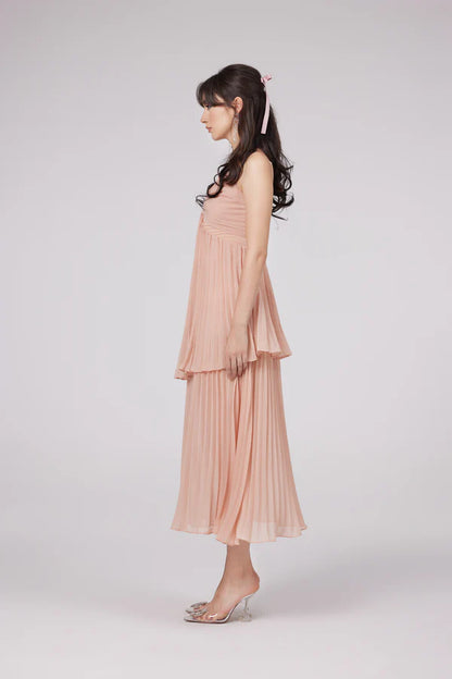 Elegant Flowy Pleated V-Neck Sleeveless Strappy Back Midi Tiered Chiffon Evening Dresses