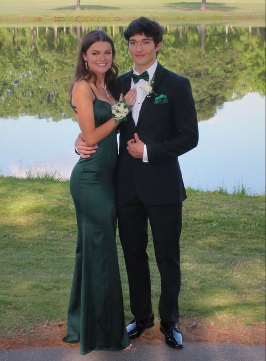 Elegant Mermaid V Neck Spaghetti Straps Criss Cross Open Back Floor Length Prom Dress